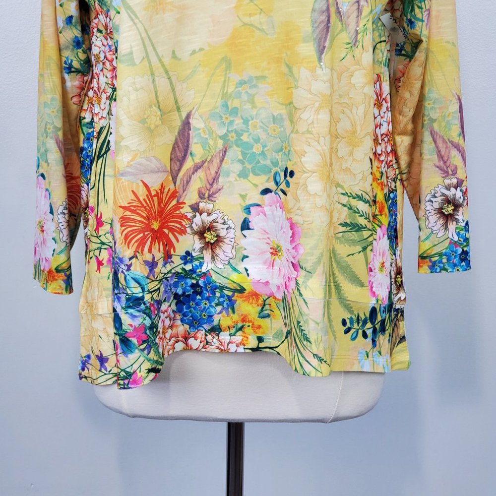 Concepts Beautiful Cheerful Garden Floral Bling V-Neck Top, NWOT, Size L (12-14) - Picture 3 of 16